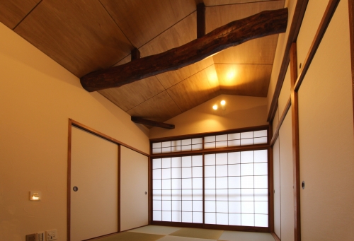 木のぬくもりを感じる家