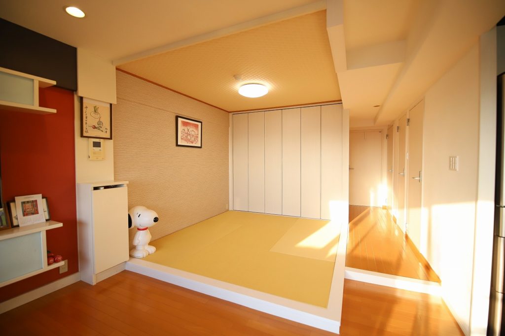 リビングの建具と和室との間仕切り壁を撤去しました>
