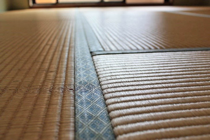 畳の天日干しの方法の画像