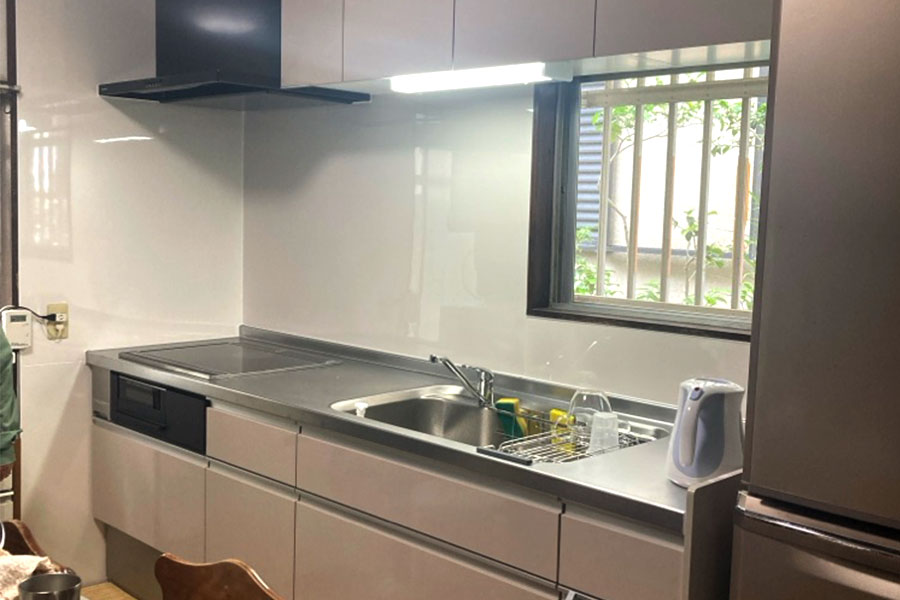 キッチンと洗面台のリフォーム工事