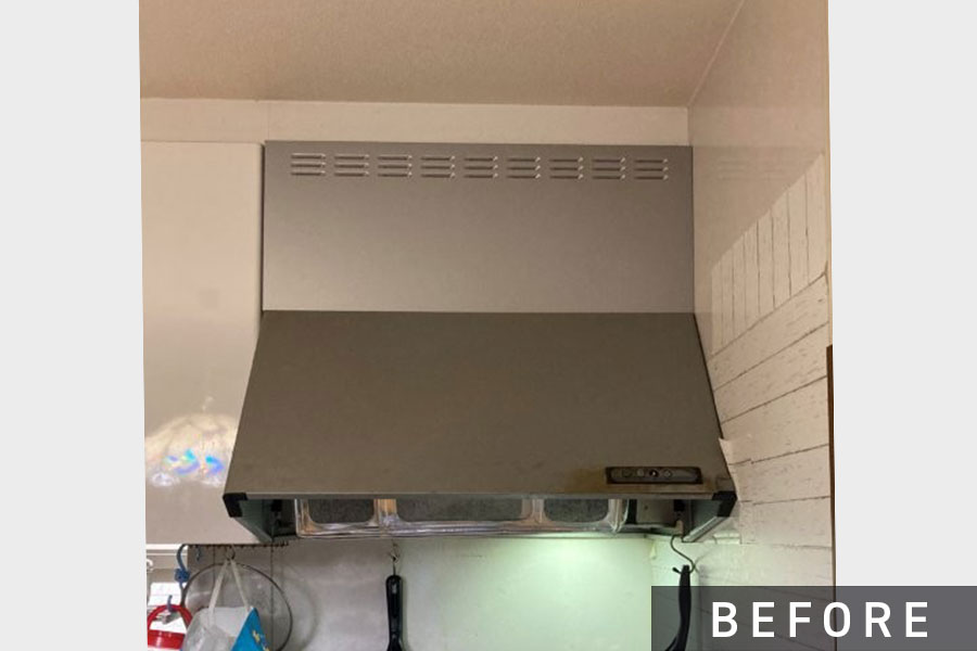 レンジフード施工前>