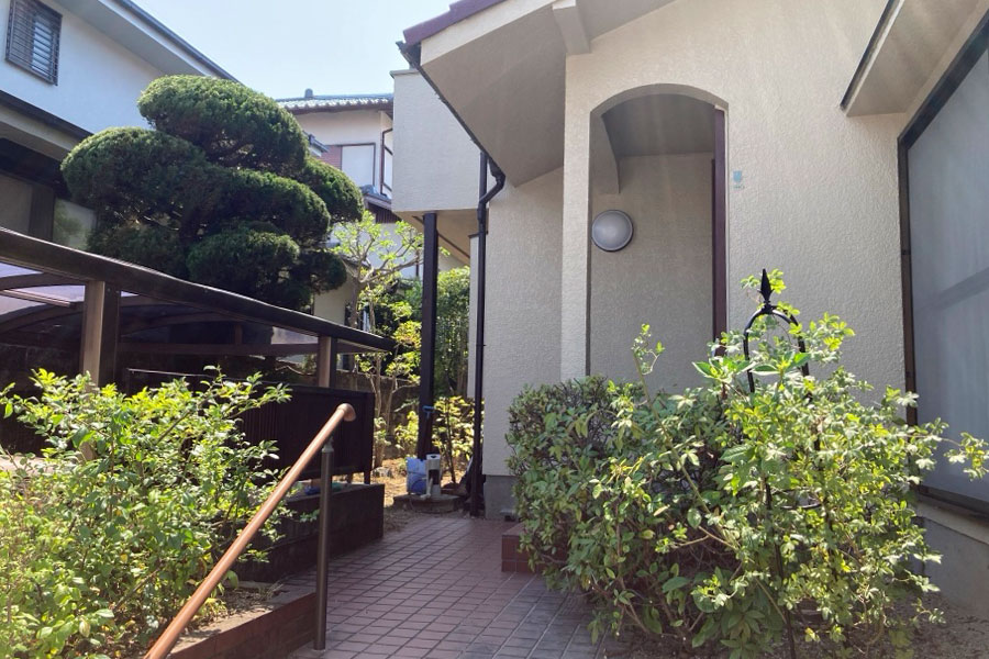 メイン_お庭全体の剪定リフォーム