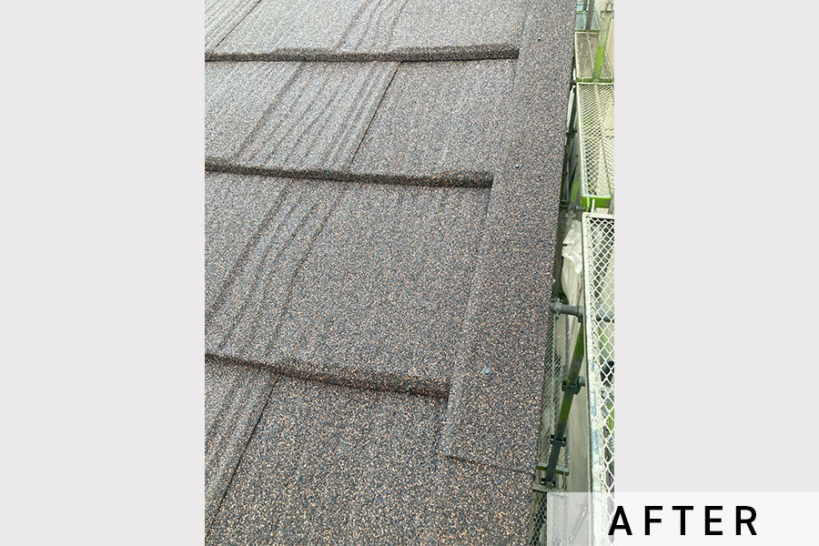 施工後の屋根。>