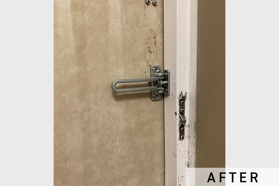 施工後の補助錠（アームタイプ）>