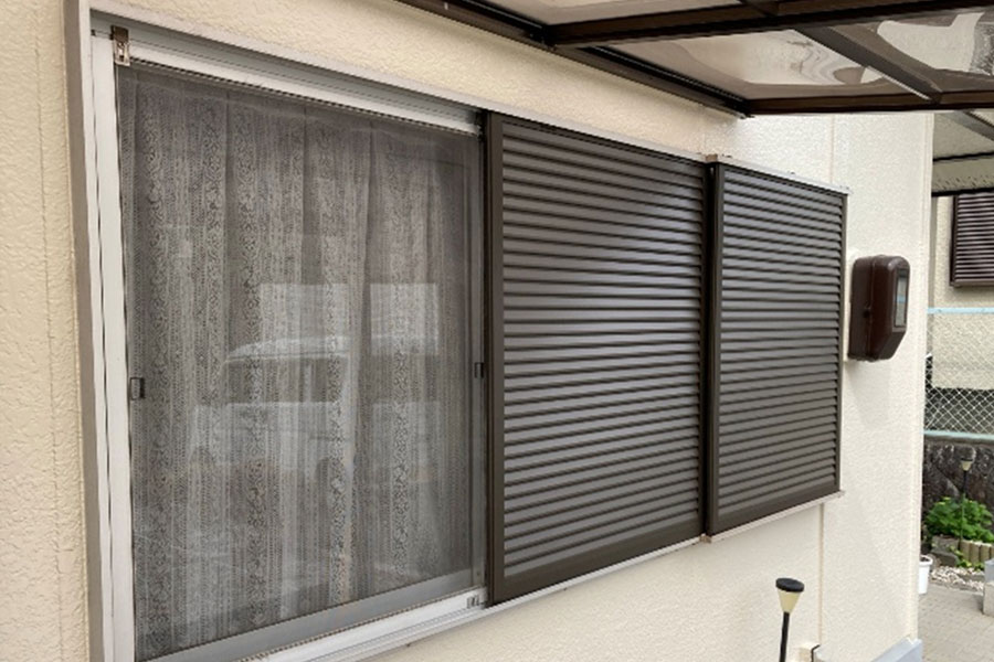雨戸のリフォーム工事