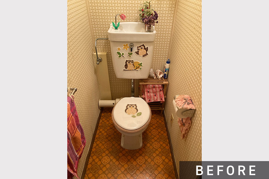 施工前のトイレ>
