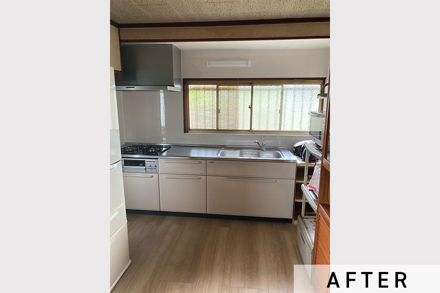 施工後のキッチン>