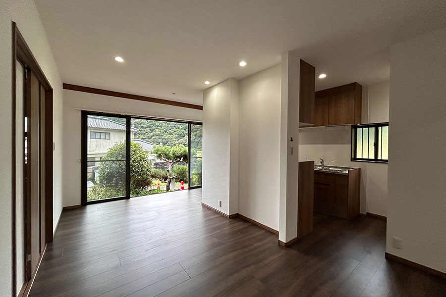 母世帯のリビング>