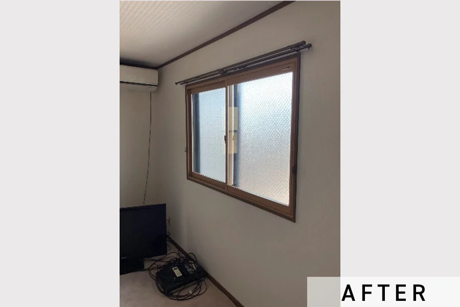 施工後の洋室の内窓>
