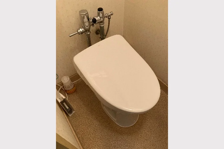 フラッシュバルブ対応のトイレのリフォーム
