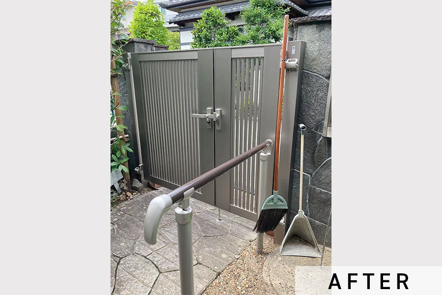 施工後の門扉裏側>